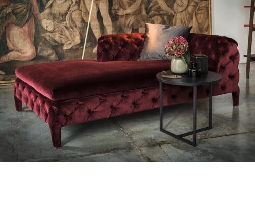 chaise longues