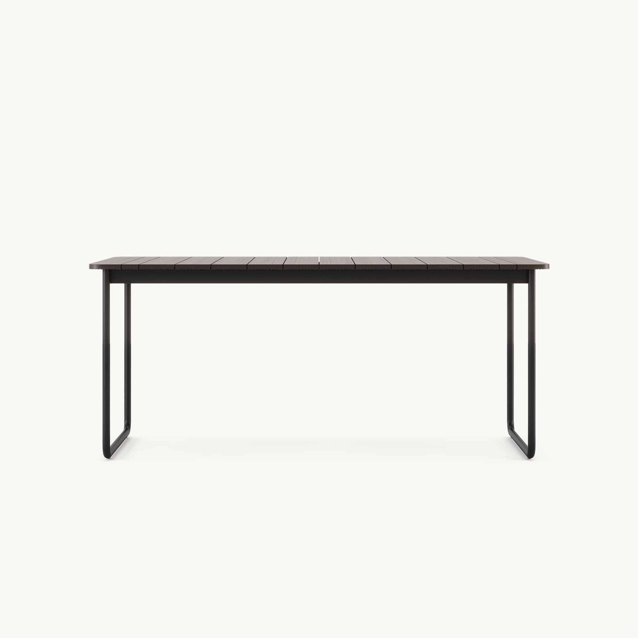 Moderne rechthoekige houten tafel met metalen poten, perfect voor eetkamer of kantoor. Minimalistisch design, industriële stijl.