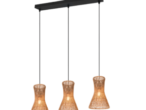 Drie hangende hanglampen met kegelvormige rieten kappen, opgehangen aan een zwarte rechthoekige houder. Elke lamp is verlicht en straalt een warme gloed uit tegen het geweven materiaal.