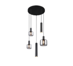 Moderne plafondhanglamp met een ronde zwarte basis en vijf hanglampen op verschillende hoogtes. Drie lampen hebben heldere cilindervormige glazen kappen, terwijl twee strakke zwarte cilinders zijn. Elke lamp bevat een zichtbare gloeilamp.
