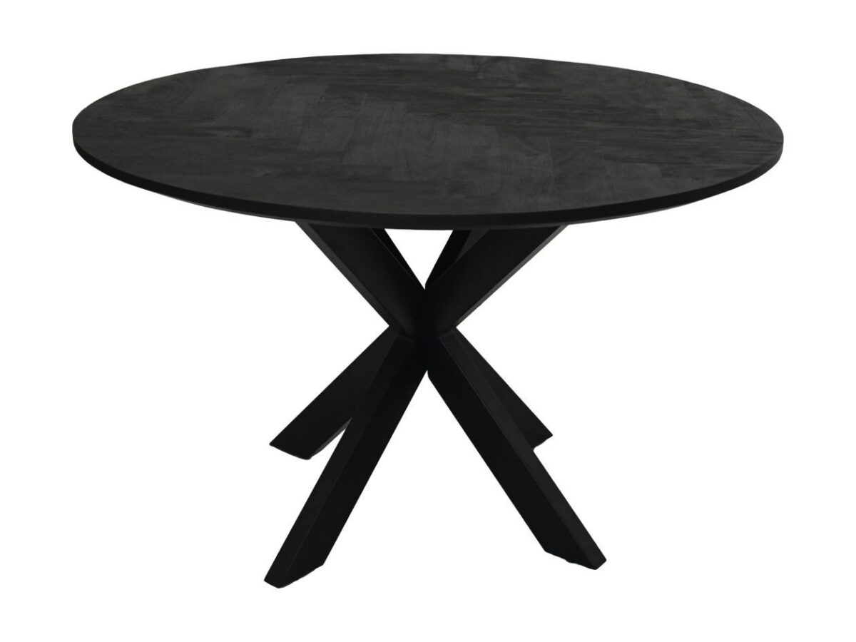 Een moderne zwarte ronde tafel met een plat oppervlak en gekruiste poten. Het heeft een strakke, minimalistische uitstraling, geschikt voor hedendaagse ruimtes. De gekruiste poten zorgen voor een uniek architectonisch element.