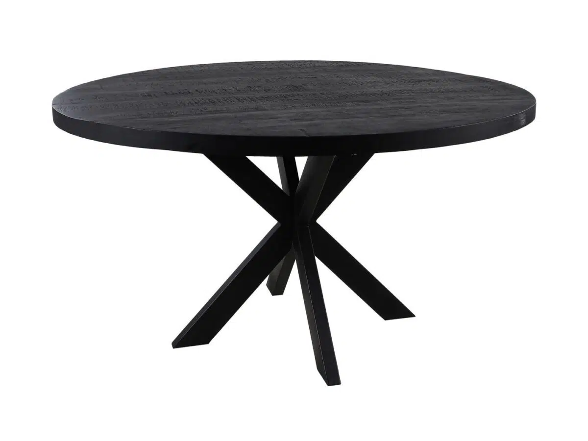 Een ronde zwarte houten tafel met een glad oppervlak en een modern design. Het heeft een unieke X-vormige voet, die stevige ondersteuning biedt en een stijlvolle look, geschikt voor moderne eetruimtes.