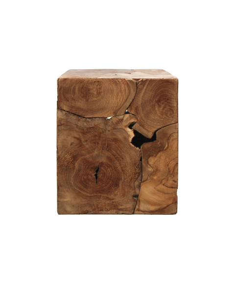 Een houten kubus met natuurlijke jaarringen en zichtbare scheuren, die een rustieke en organische textuur laat zien. De warme bruine tinten van het hout benadrukken de natuurlijke nerfpatronen.