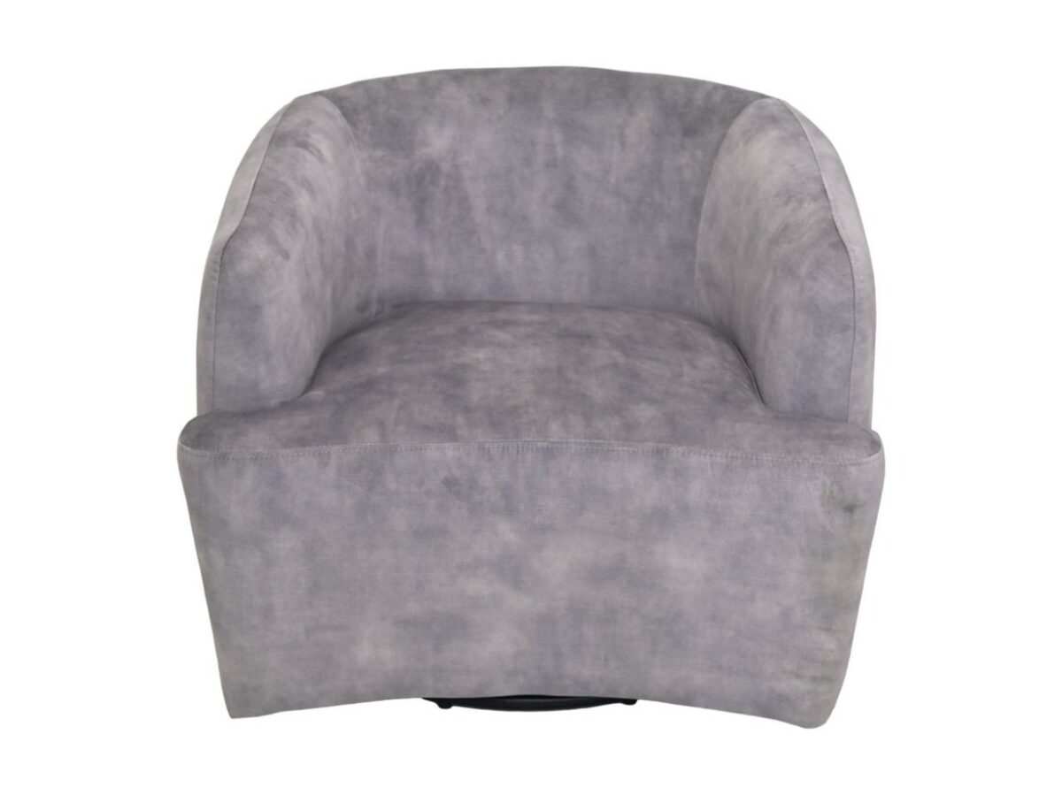 Een grijze, ronde fauteuil met een zachte, gladde textuur en modern design. Het heeft een gebogen rugleuning en een oversized zitting, wat zorgt voor een gezellige en stijlvolle uitstraling. De stoel staat in het midden tegen een effen witte achtergrond.