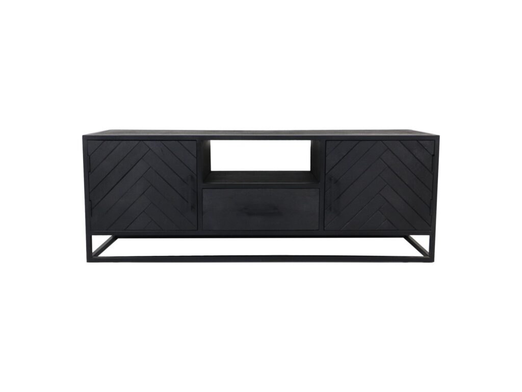 Een strak, donkerhouten dressoir met een geometrisch chevronpatroon. Het heeft twee kasten aan elke kant, een open plank in het midden en een lade eronder. De unit rust op een minimalistisch metalen frame.