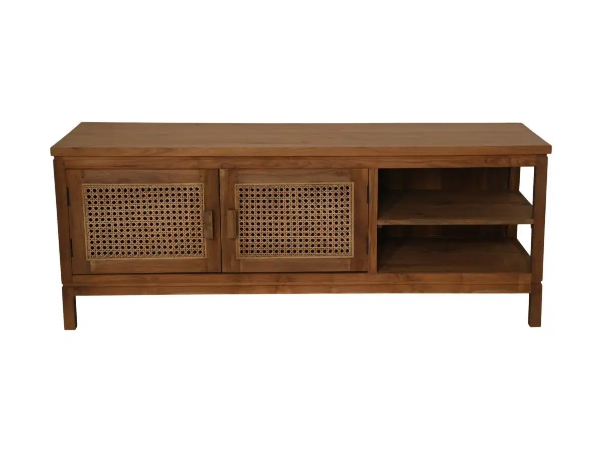 Een houten kast met twee geweven gaasdeuren aan de linkerkant en twee open planken aan de rechterkant. Het heeft een natuurlijke houtafwerking en staat op vier poten.