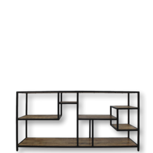 Een strakke, zwarte moderne stellingkast met houten planken die in een asymmetrisch patroon zijn gerangschikt. Het ontwerp omvat open vakken van verschillende groottes, wat een unieke en stijlvolle opbergoplossing creëert.