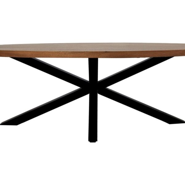 Een ronde houten salontafel met een lichtbruin blad en een zwart, vierpotig metalen onderstel in een X-vorm. De tafel staat op een witte achtergrond, wat het eenvoudige en moderne ontwerp benadrukt.