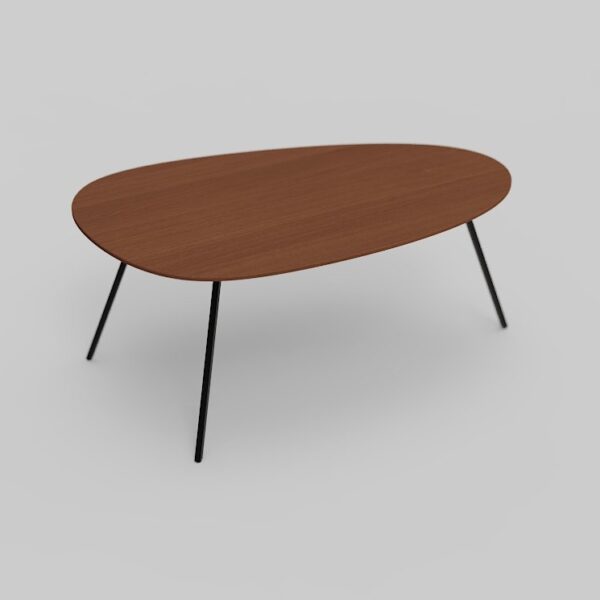 Een moderne, ovale houten salontafel met slanke, zwarte metalen poten, afgebeeld tegen een effen lichtgrijze achtergrond.