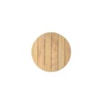 Een ronde houten schijf met een lichte, natuurlijke afwerking, met zichtbare nerfpatronen en smalle, gelijkmatig verdeelde planken. Het is gecentreerd op een effen witte achtergrond.