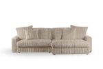 De 3 zits bank CL L+R in Vito 23 stof, D460 beige, heeft een ribfluwelen textuur, drie grote rugkussens en twee zijkussens, tegen een effen witte achtergrond.