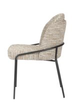 Zijaanzicht van een moderne stoel met een gewatteerde zitting en rugleuning, bekleed met een getextureerde beige stof. De stoel heeft een strak zwart metalen frame en vier slanke poten.