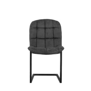 De Eetkamerstoel Ben Zonder Armleuning / Jackson 101 is een moderne eetkamerstoel met een zwarte metalen sledevoet en een donkergrijze bekleding met een rasterpatroon, zichtbaar aan de voorzijde.