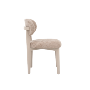 Een zijaanzicht van de STOEL SILLA ZB-5684 met champagnekleurige poten en een bruin gestoffeerde zitting en ronde rugleuning, met een modern ontwerp en geïsoleerd op een witte achtergrond.