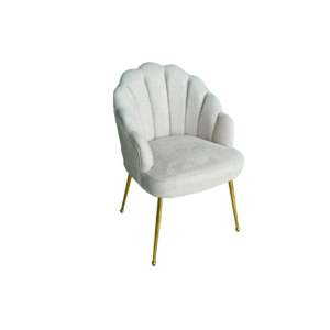 De ACCENT EETKAMERSTOEL ZB-5600 is voorzien van licht taupe Texere bekleding, een geribbelde rugleuning en slanke, hoekige gouden metalen poten, tegen een witte achtergrond voor een moderne touch.