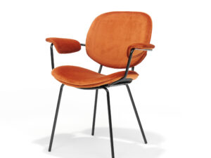 De Eetkamerstoel Leanne Zwart is een moderne stoel met een zwart metalen frame en een roestkleurige fluwelen (stof velours roest) zitting, rugleuning en armleuningen, tegen een effen witte achtergrond.