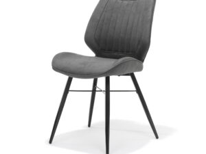 De Stoel Quattro zwart stof Soft Antraciet is een moderne, grijs gestoffeerde stoel met verticale stiknaden in de rugleuning, zwarte metalen poten en een handige uitsparing voor de handgreep bovenaan de rugleuning.