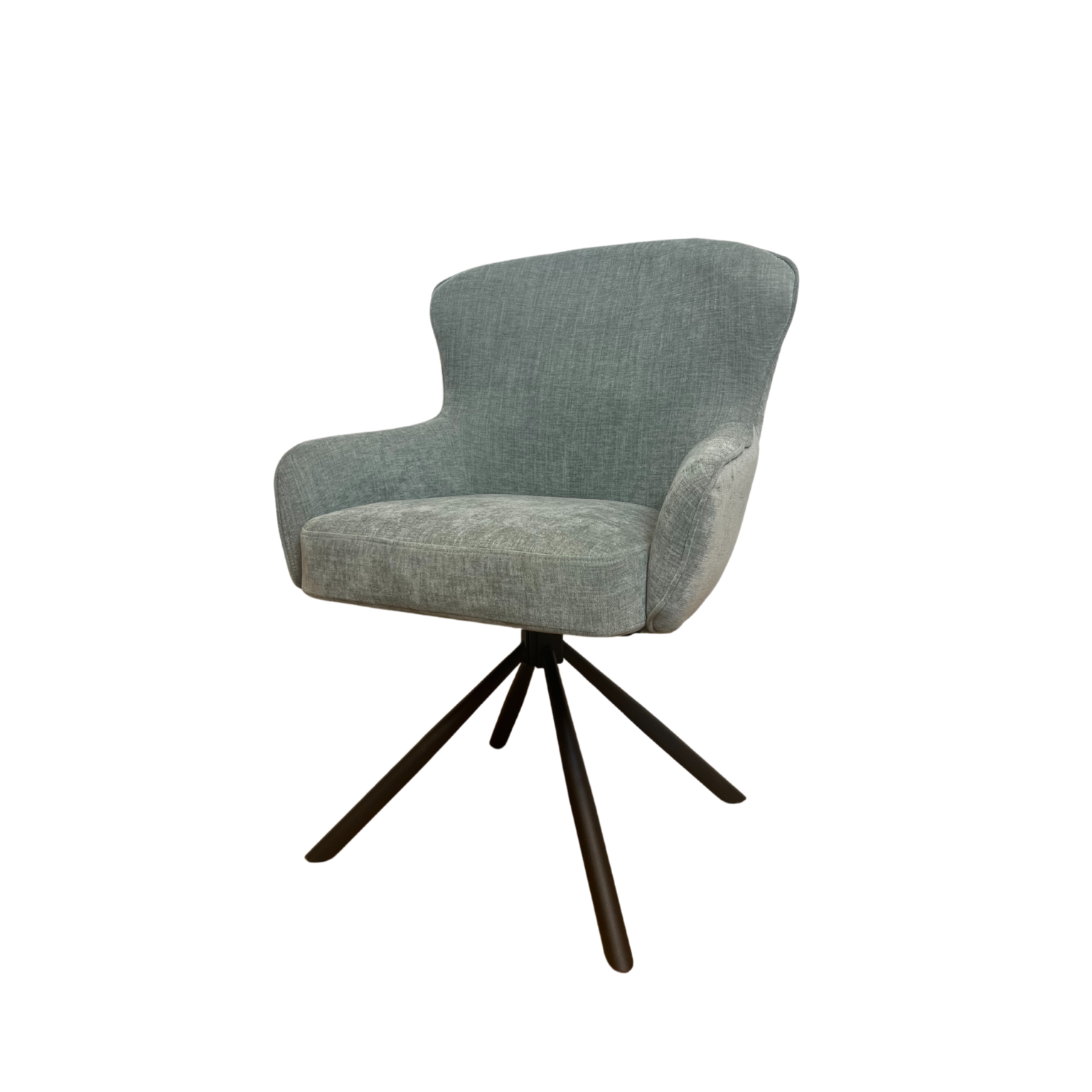 De Eetkamerstoel Hanna is een moderne, watergroen gestoffeerde fauteuil met gebogen rugleuning en zitting, met armleuningen en vier zwart metalen poten die in het midden samenkomen. Tegen een witte achtergrond.