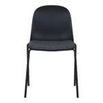 De Dining chair, zwart, HN1264 (set van 2) heeft een afgeronde rugleuning, slanke metalen poten en een donkergrijze beklede zitting, afgebeeld tegen een witte achtergrond.