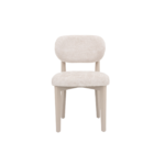 Vooraanzicht van de CHAIR SILLA ZB-5684, met taupekleurige bekleding en zit- en rugkussens met champagnekleurige poten, geïsoleerd op een witte achtergrond.