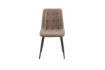 De 'Furas' set van 4 stoelen heeft een vintage bruine PU bekleding met een rasterpatroon en slanke zwarte metalen poten tegen een witte achtergrond.