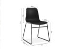 De Stoel 'Marie' PP Zwart, verkocht als set van 2, is een moderne zwarte stoel met metalen poten. Getoonde afmetingen: breedte zitting 44cm, diepte 42cm, hoogte 81cm, hoogte rug 36cm, hoogte voorpoten 49cm, onderstel 44x52cm.