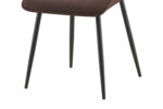 Een close-up van de 'SALE - Set van 4 stoelen Furas' toont slanke zwarte metalen poten en een donkerbruine PU beklede zitting, tegen een witte achtergrond.