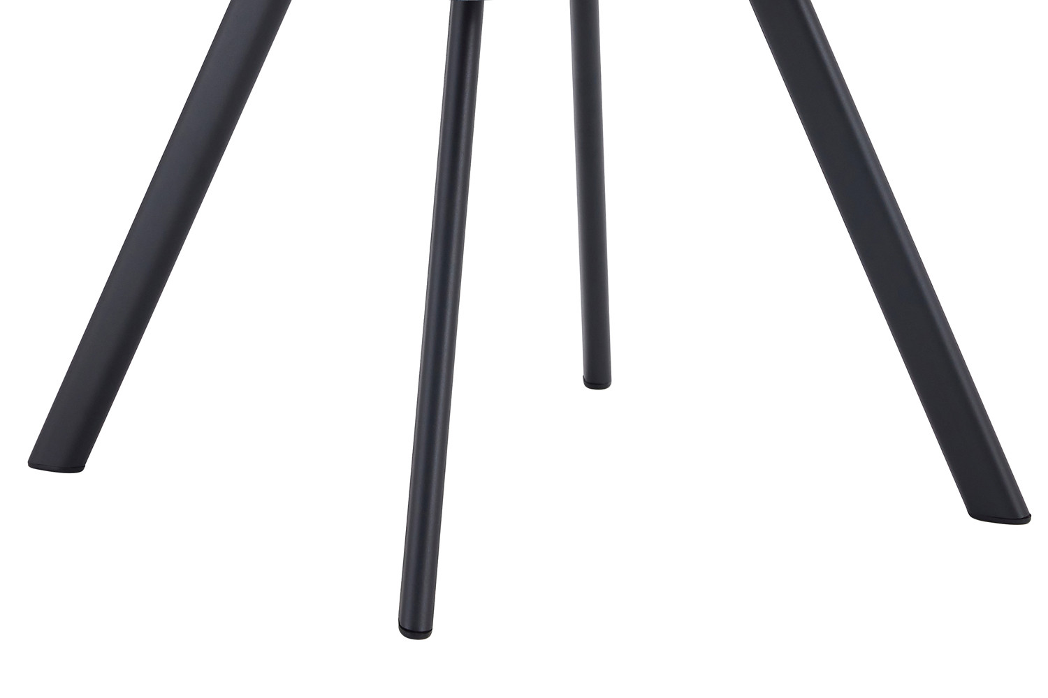 De 'Lizzy' stoel heeft vier zwarte metalen poten en wordt geleverd in blauwe Ote Share 315 stof; verkocht per set van twee.