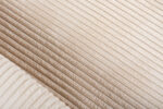 Close-up van 3 zits hoekbank rechts in Lincoln 03, RIB460 beige stof, met nadruk op de zachte corduroy textuur met parallelle ribbels en een geplooid gedeelte linksonder.