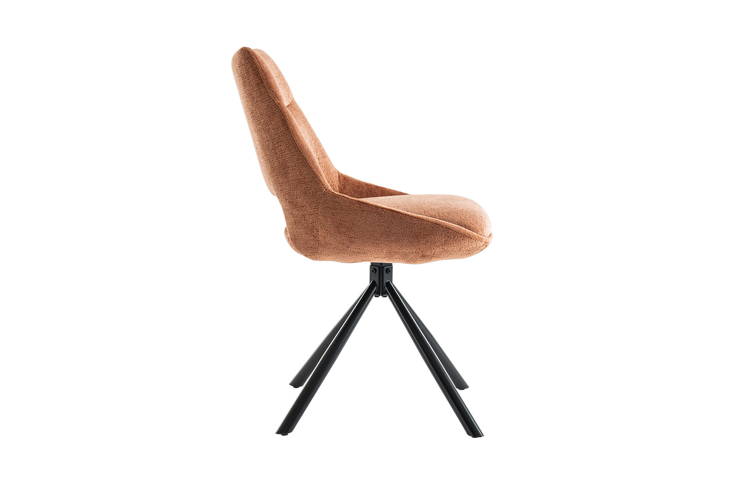 Zijaanzicht van een bruine stoel met een zachte bekleding en zwarte metalen poten.