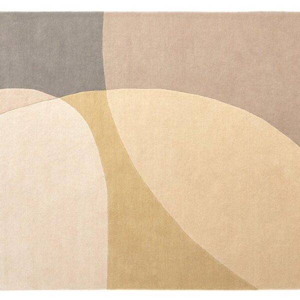 Het Shades 020 Summer Rain 160x230 is een rechthoekig vloerkleed met een abstract ontwerp van overlappende gebogen vormen in beige, tan, grijs en crème, dat een minimalistische moderne stijl biedt.