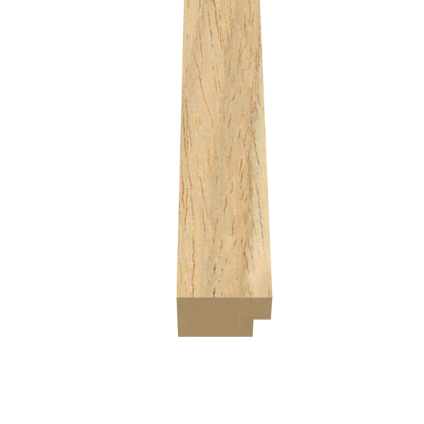 De Eindlat Naturel - Afwerklijst - Afwerklat (270 cm) is een houten plank met een rechthoekige inkeping die langs één rand is uitgesneden. De plank wordt getoond vanaf het uiteinde om het gekerfde profiel te laten zien.