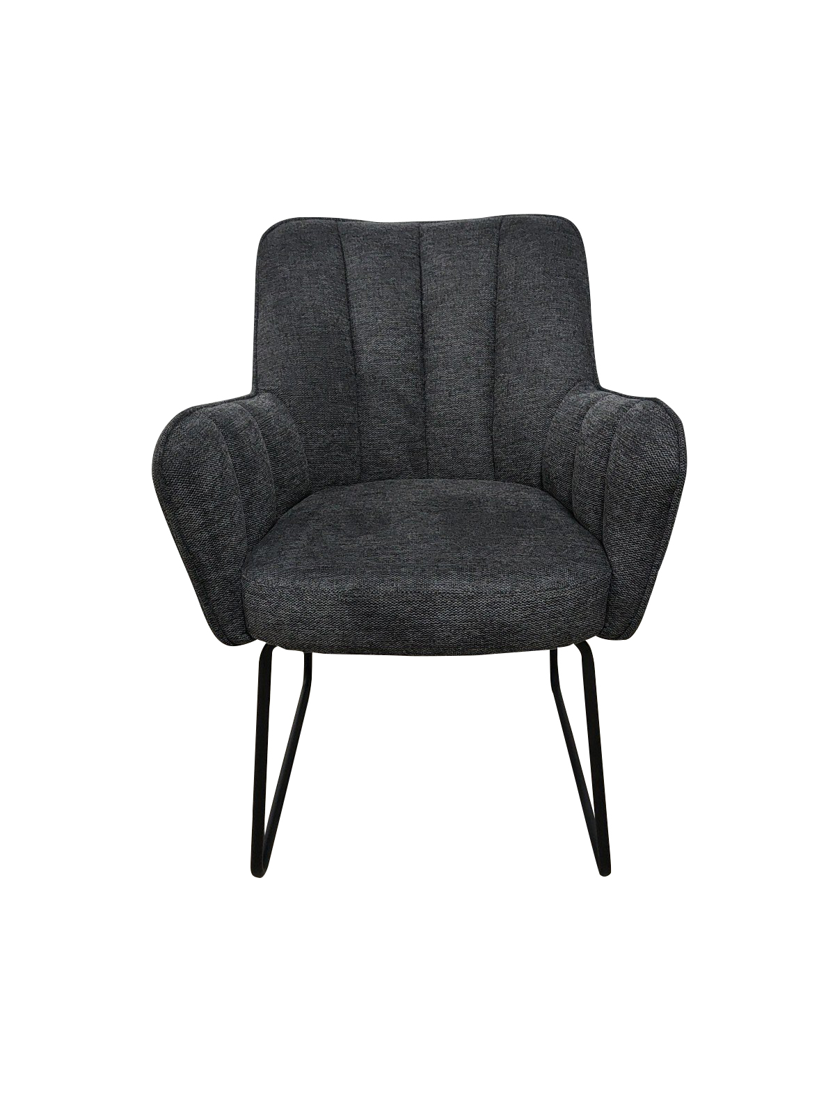 De Stoel Kevin Bjorn Fabric Dark Grey is een moderne fauteuil met brede armleuningen en zwarte metalen poten, bekleed met donkergrijze stof, van voren gezien tegen een effen witte achtergrond.