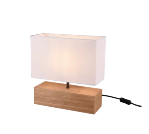 De Reality Tafellamp Woody heeft een modern ontwerp met een rechthoekige witte stoffen kap, houten rechthoekige voet en wordt ingeschakeld met een zichtbaar zwart netsnoer en schakelaar.