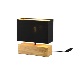 De Reality Tafellamp Woody heeft een modern ontwerp met een rechthoekige zwarte kap, lichte houten voet en zwart netsnoer. Wanneer de Woody wordt aangezet, geeft hij een warme gloed - perfect voor elke moderne ruimte.
