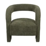 Vooraanzicht van de Fauteuil Numi in vintage groen, met een moderne tonvorm met een gebogen rugleuning en pluche zitkussen, bekleed met structuurstof.