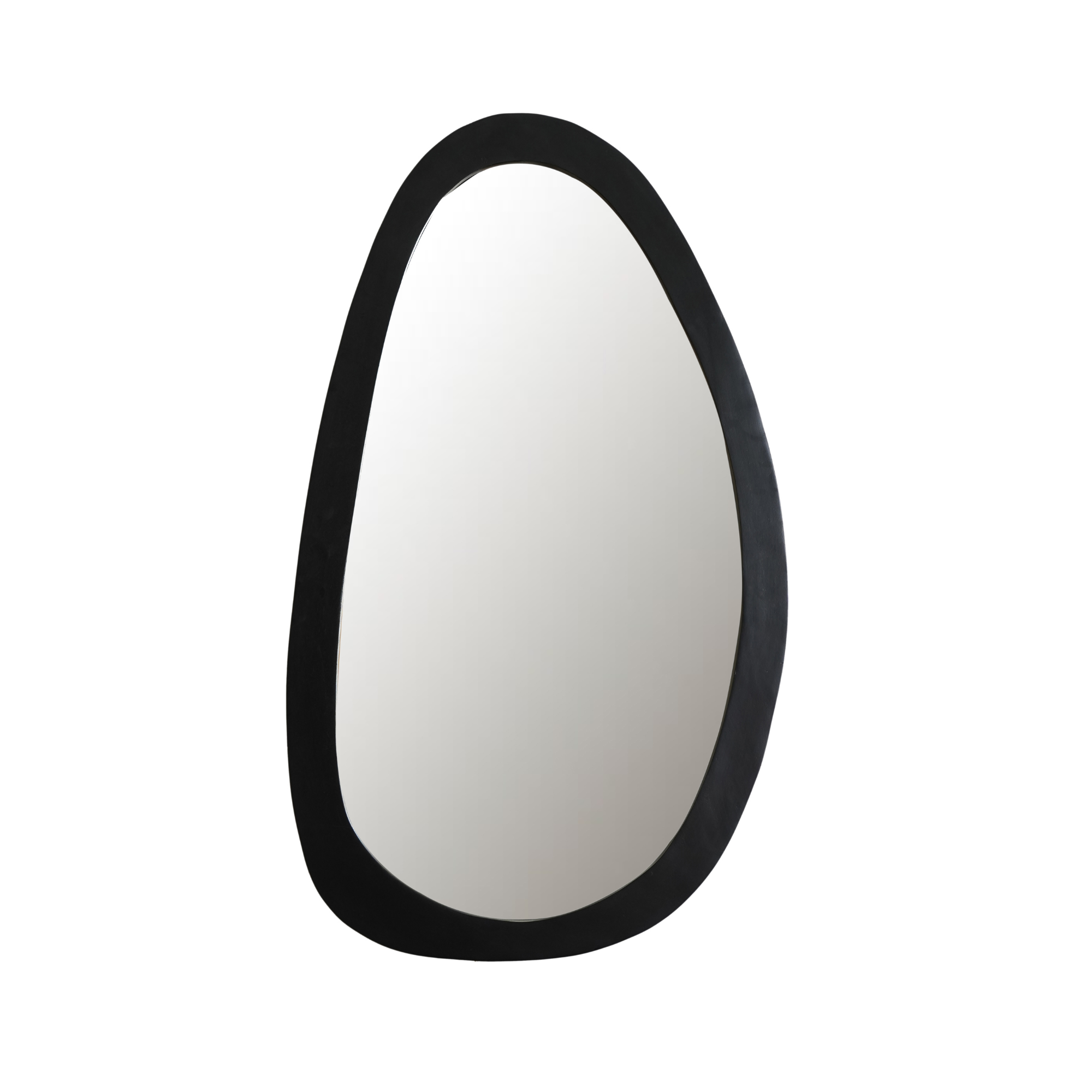 De Spiegel Lou is een asymmetrische spiegel van 60 cm met een dikke zwarte lijst tegen een witte achtergrond.