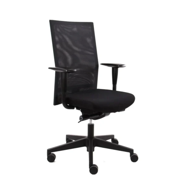 De Workliving Jaarbeurs Mesh Zwart ergonomische bureaustoel (N)EN 1335 heeft een rugleuning van zwart gaas, een gecapitonneerde zitting, verstelbare armleuningen en een onderstel met vijf wielen, afgebeeld op een witte achtergrond.
