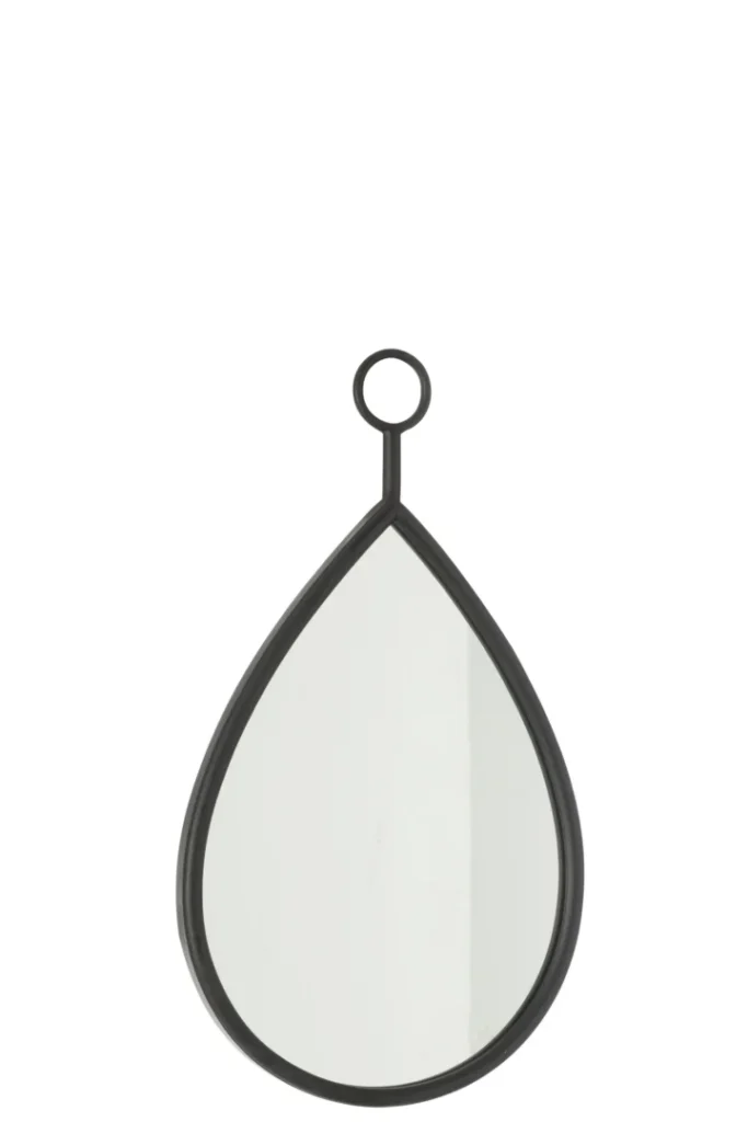 De Hanging Mirror Drop Mirror/MDF Black Small heeft een druppelvorm, een zwart frame en een ronde lus aan de bovenkant om op te hangen, tegen een witte achtergrond.