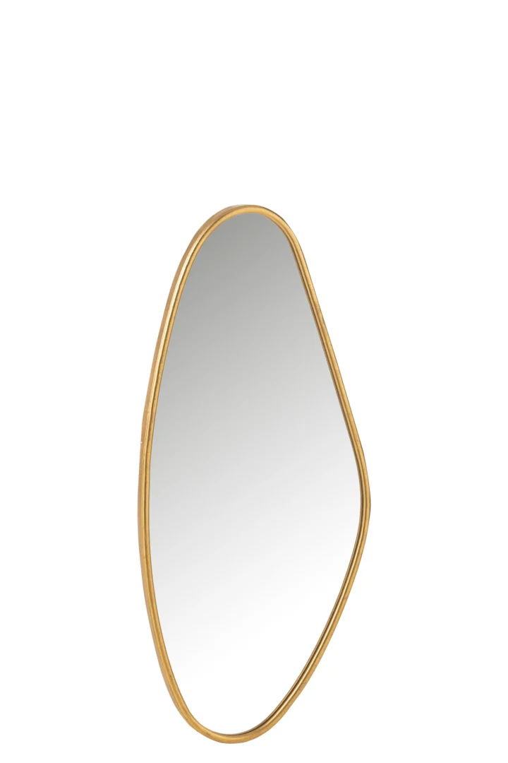 De Mirror Abstract Mdf/Glass Gold Small heeft een onregelmatige vorm met een slank goud metalen frame tegen een witte achtergrond.