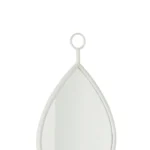 De Hanging Mirror Drop Mirror/MDF White Small heeft een druppelvorm met een witte lijst en een ronde ophanglus, afgebeeld tegen een effen witte achtergrond.
