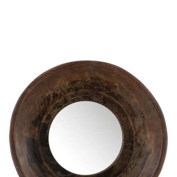 De Mirror Round Bowl Shaped Recycled Wood Brown heeft een ronde spiegel in een rustiek bruin frame, gemaakt van gerecycled hout en afgebeeld tegen een effen witte achtergrond.