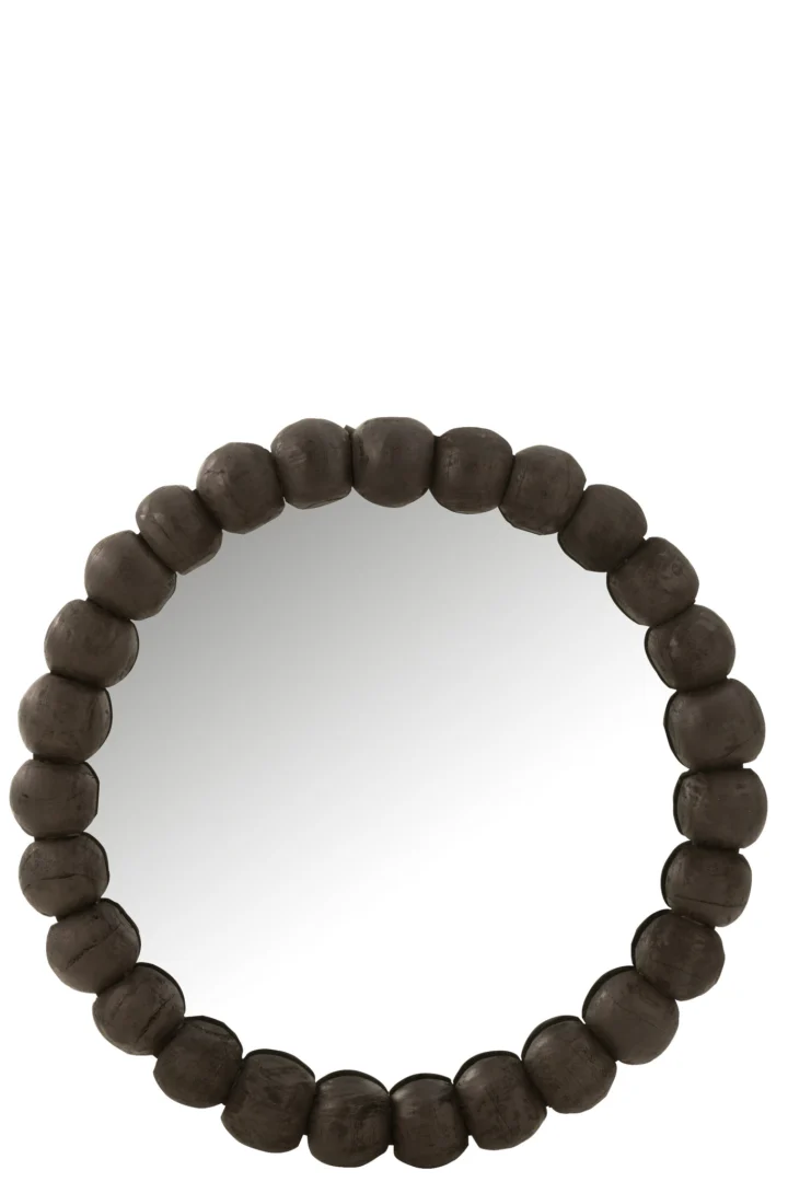 De Mirror Balls Wood Black is een ronde spiegel met een dikke, donkere, kraalachtige houten lijst die gelijkmatig verdeeld is over de rand, afgebeeld tegen een witte achtergrond.