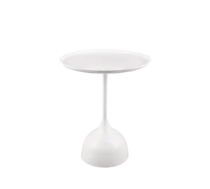 De Mirrors and More Bijzettafel MONA is een moderne, ronde witte bijzettafel met een glad blad en een taps toelopende voet die aan de onderkant breder wordt, met een strak, minimalistisch ontwerp.