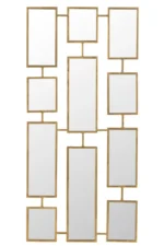 Mirrors 11Parts Metal Gold heeft tien rechthoekige en vierkante secties, elk omlijst door goudkleurig metaal, gerangschikt in een geometrisch rasterpatroon.