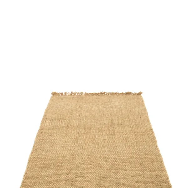 Het Vloerkleed Havana Poly Naturel/Wit Klein is een rechthoekig geweven vloerkleed met franjes aan beide uiteinden, afgebeeld op een witte achtergrond.