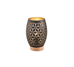 De REALITY Tafellamp BIDAR is een cilindervormige zwarte lamp met een geometrisch uitgesneden patroon, met een warme gouden binnenkant die gloeit wanneer hij brandt, en staat op een stijlvolle houten voet.