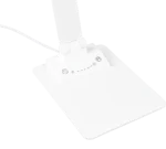 De TRIO Tafellamp Travis is een moderne witte bureaulamp met een rechthoekige voet, aanraakbediening voor het aanpassen van het vermogen en de helderheid, en wordt geleverd met een netsnoer.