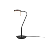 De TRIO Tafellamp Monza is een moderne zwarte bureaulamp met een ronde voet, een gebogen verstelbare hals en een ronde kap die aan staat en licht uitstraalt. Het netsnoer is zichtbaar aan de rechterkant.