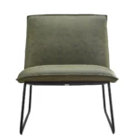 De Fauteuil James - Microleder Groen is een moderne, armloze loungestoel met olijfgroene microlederen bekleding en een minimalistisch zwart metalen frame, van voren gezien tegen een witte achtergrond.